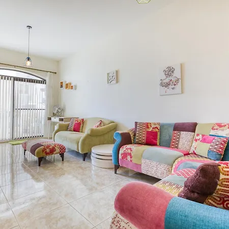 Charming 2br With Cosy Balcony In Marsascala By 360 Estates Marsaskala